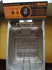 Image: My new deep fat fryer, not bad for twenty quid - Click to Enlarge