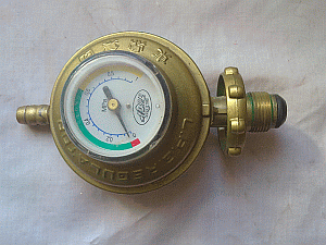 Image: Typical Calor Gas Regulator - Click to Enlarge