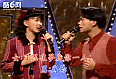 Image: Wang Shi Xian and Chen Hao sing 'Blood Red' - Click to Enlarge