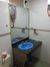 Image: Nobody ever uses this sink, or the shower, I don't know why? - Click to Enlarge